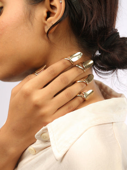 Bombshell Nail Ring Silver