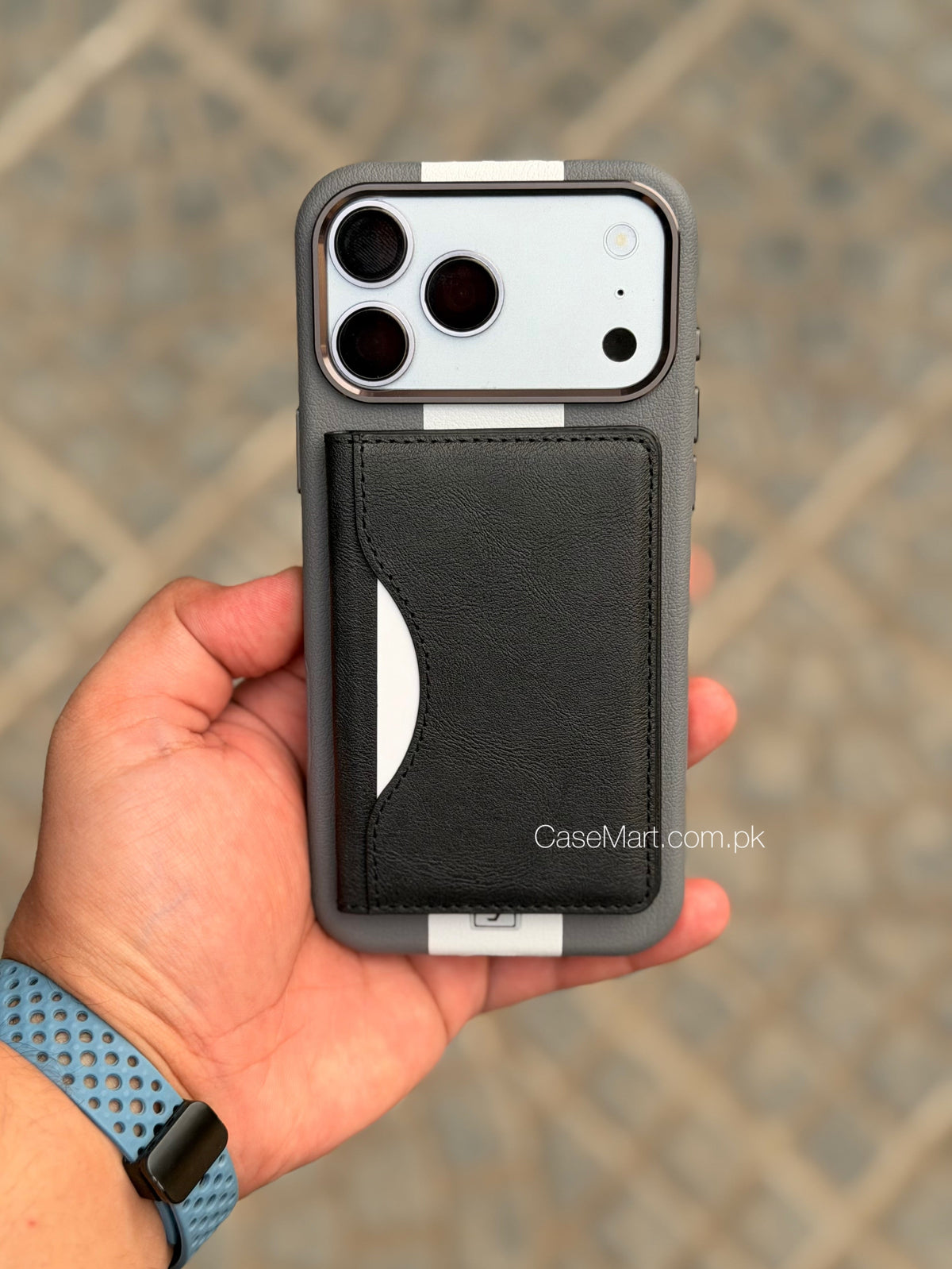 Fold Leather MagSafe Wallet with Stand